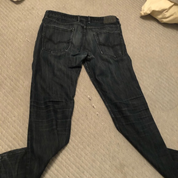 Some amazing guess washes Jeans. - Picture 3 of 5